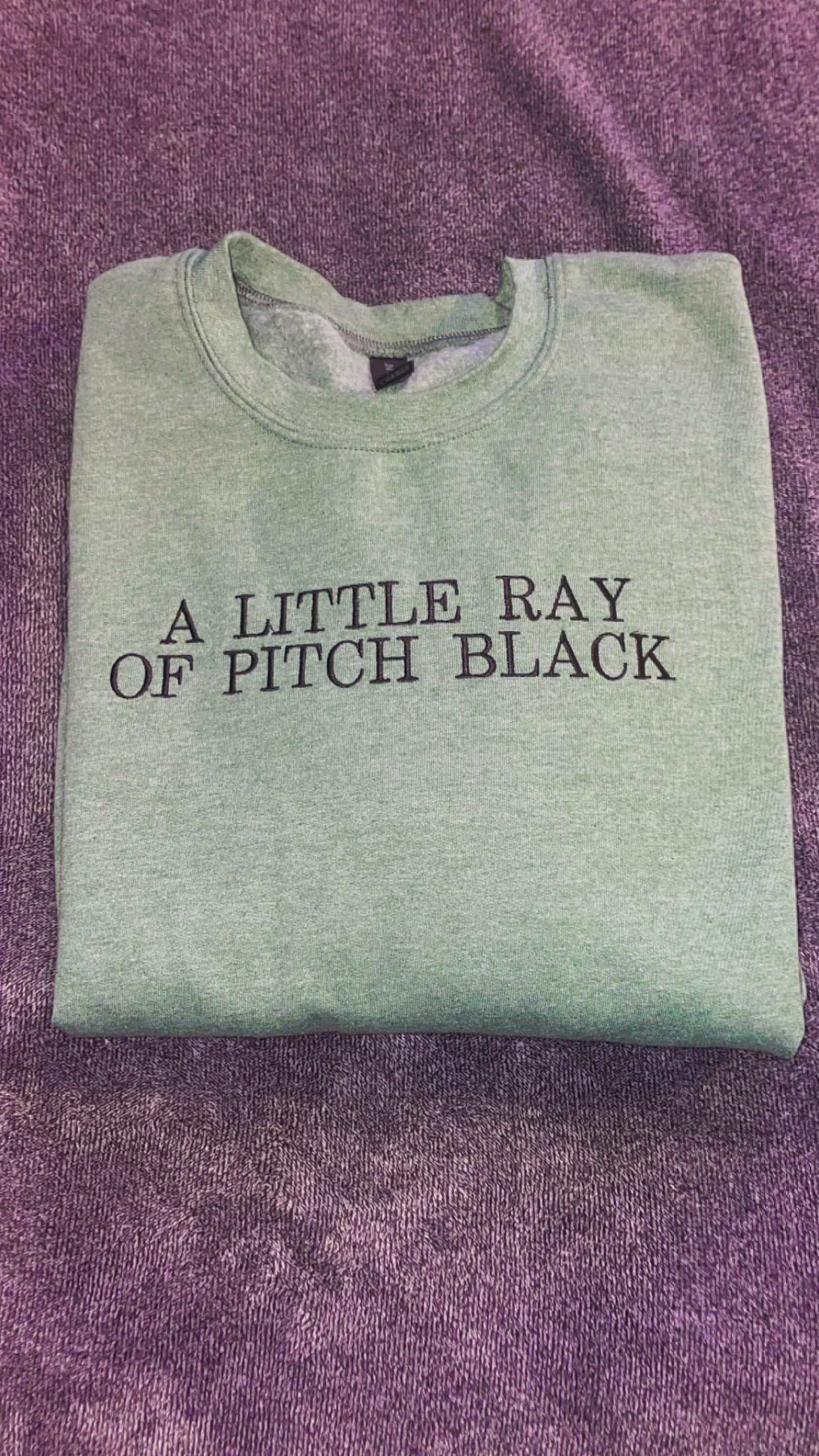 A little ray of pitch black (embroidery sweatshirt)